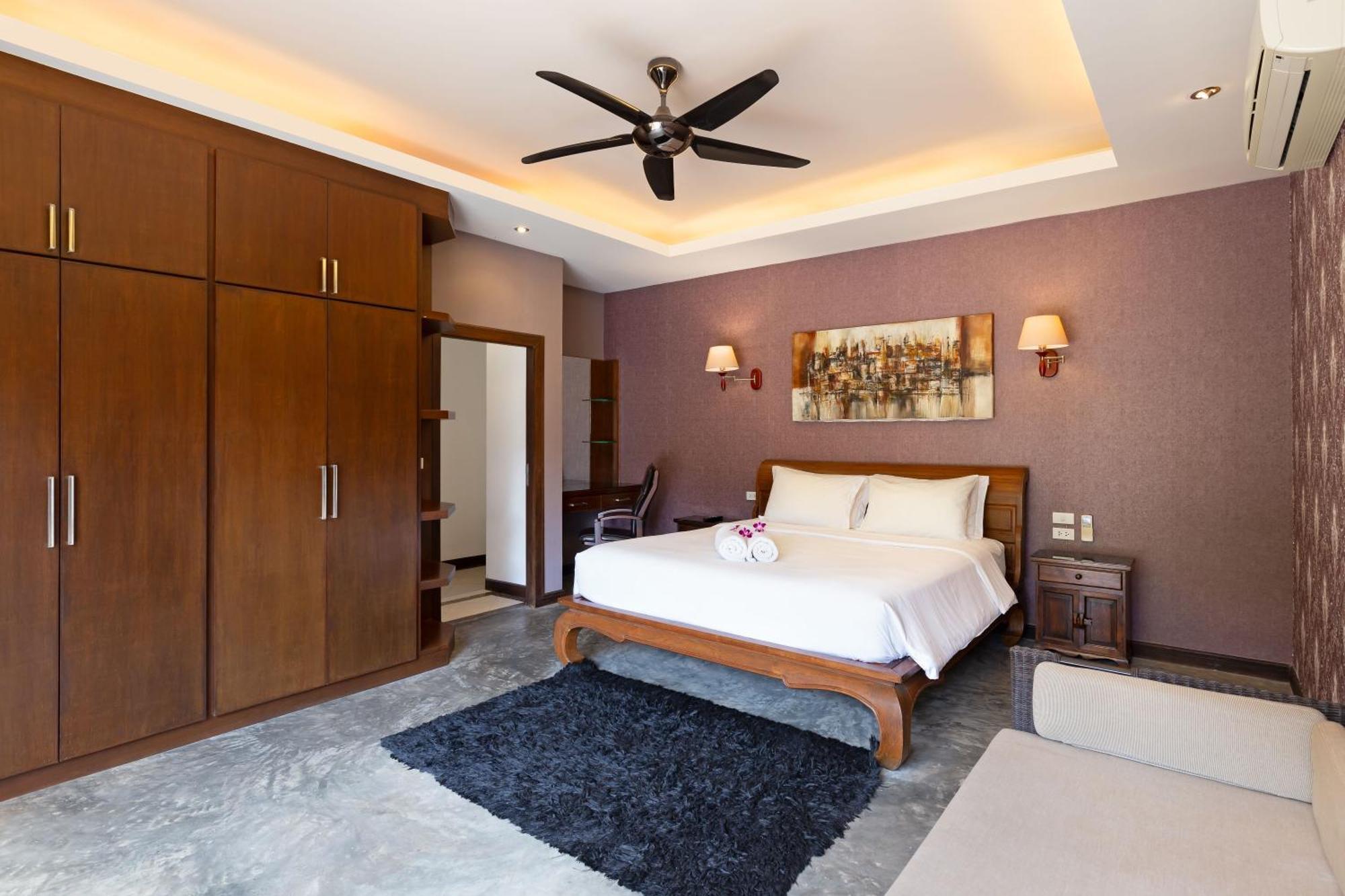 Extraordinary Courtyard 6Br Pool Villa Sri Suri, Naiharn Rawai 外观 照片