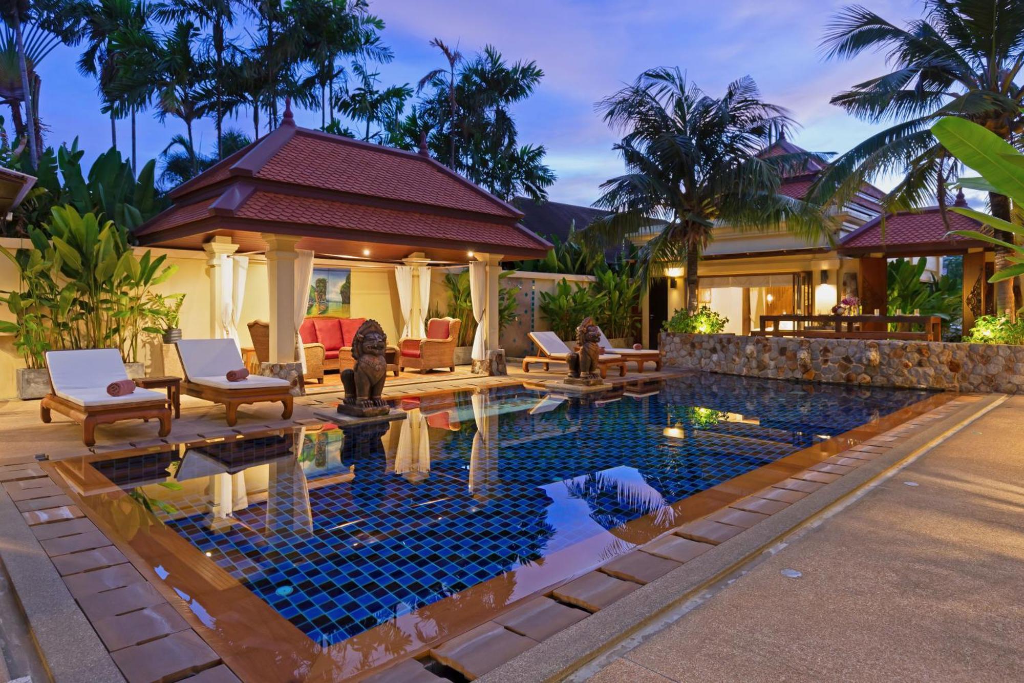 Extraordinary Courtyard 6Br Pool Villa Sri Suri, Naiharn Rawai 外观 照片