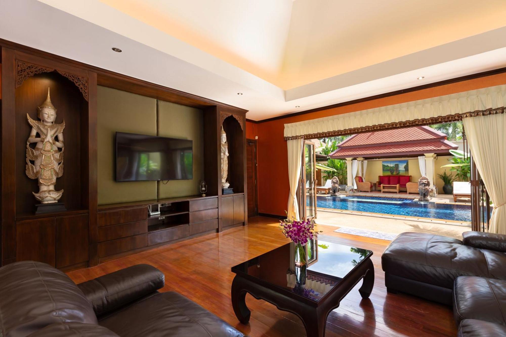 Extraordinary Courtyard 6Br Pool Villa Sri Suri, Naiharn Rawai 外观 照片